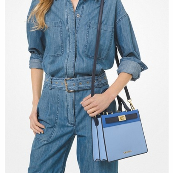 Michael Kors Tatiana Medium Messenger - Picture 12 of 14